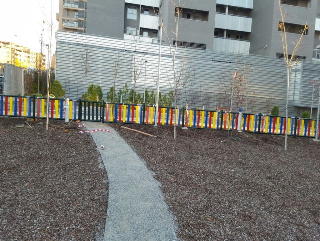 Vallas de colores parques infantiles comunidad de propietarios Madrid.