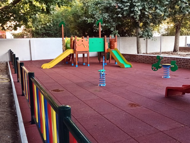 Pavimento De Caucho Continuo Para Parques Infantiles Toledo