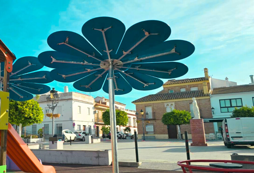 Sombra segura y colorida en San Sebastián de los Ballesteros